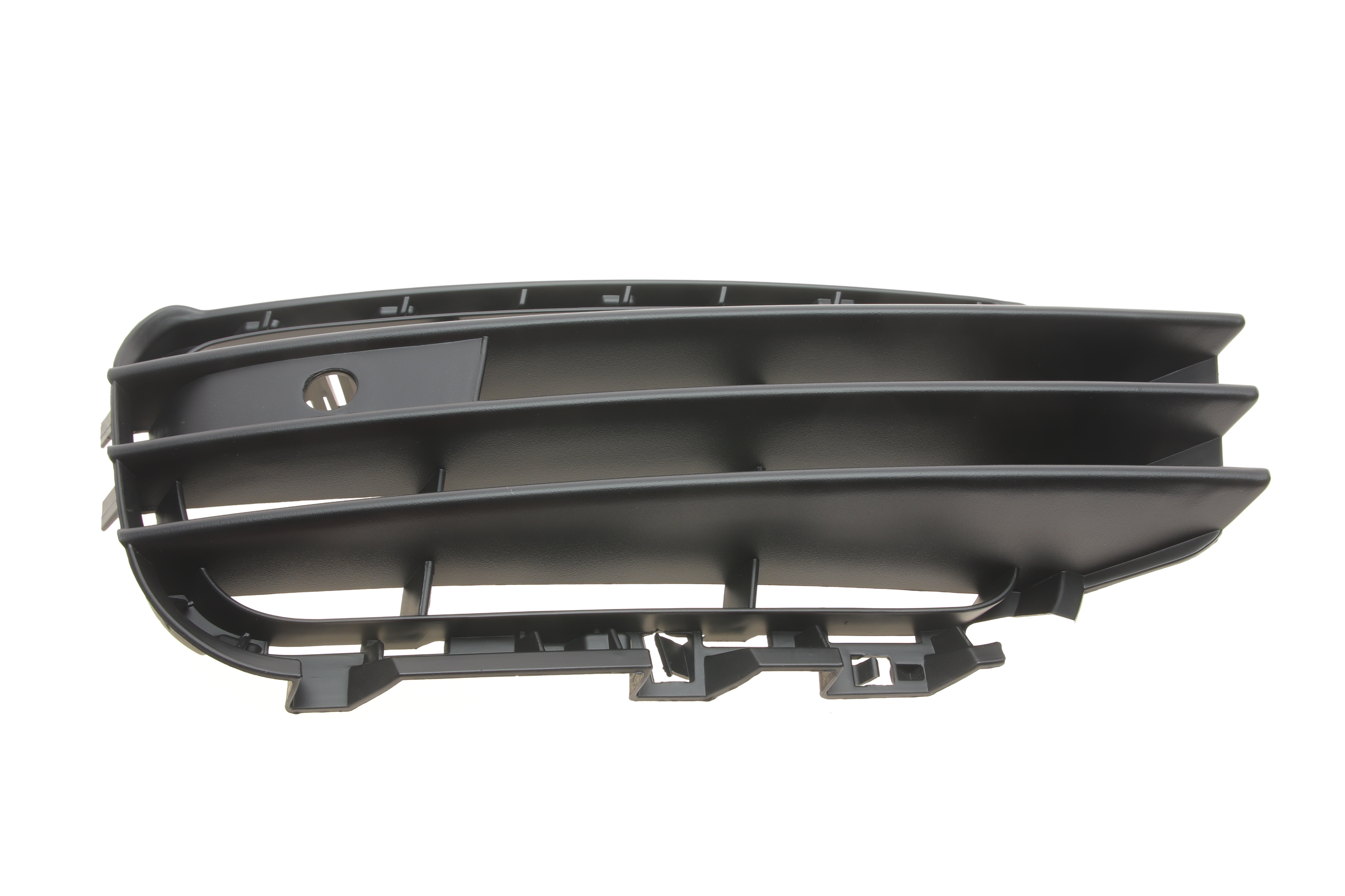 Решітка бампера VW Touareg 11-14 (L)
