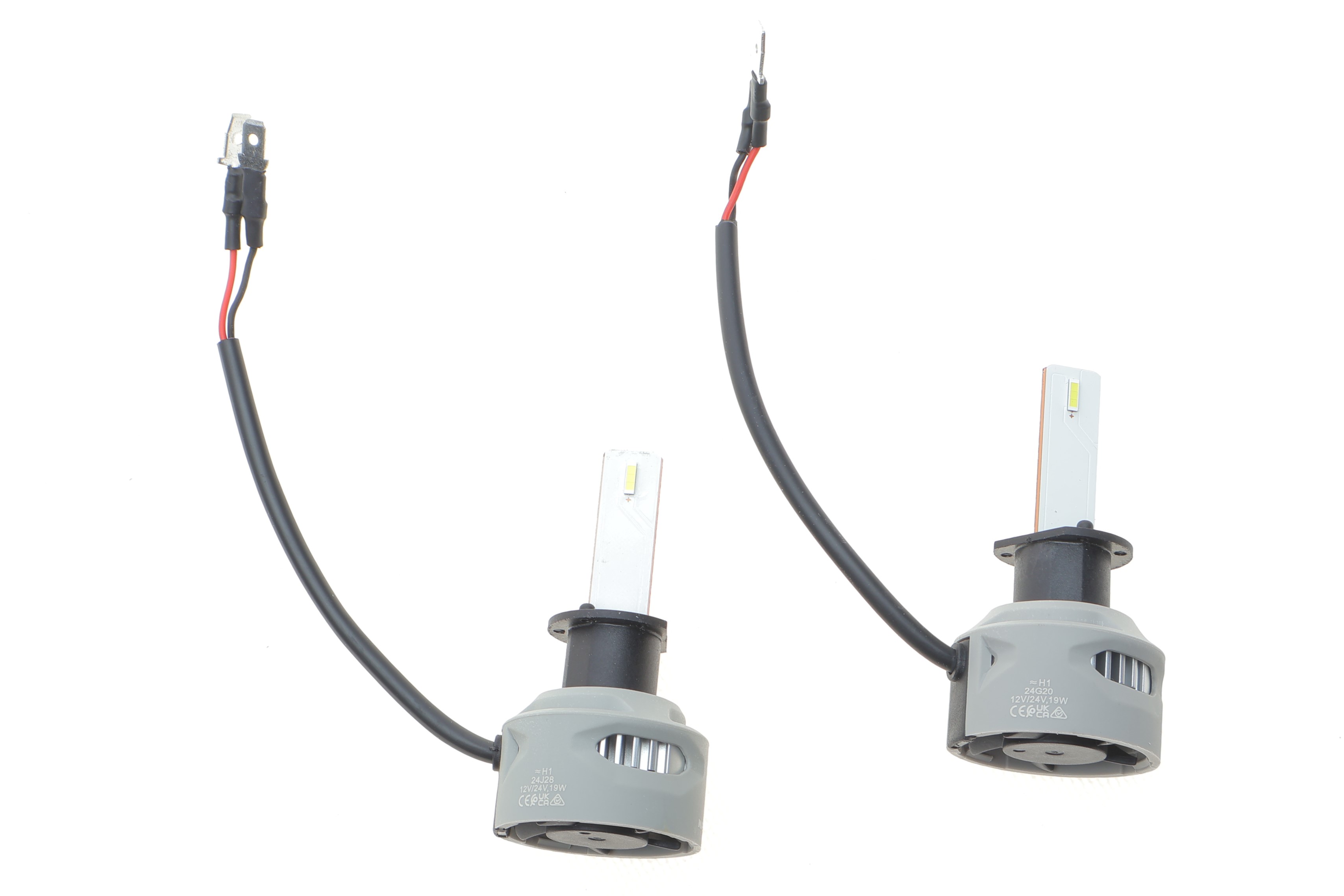 Автолампа H1 12/24V 19W P14.5s Performance Advance LED 6000K 1700lm (к-кт 2шт)