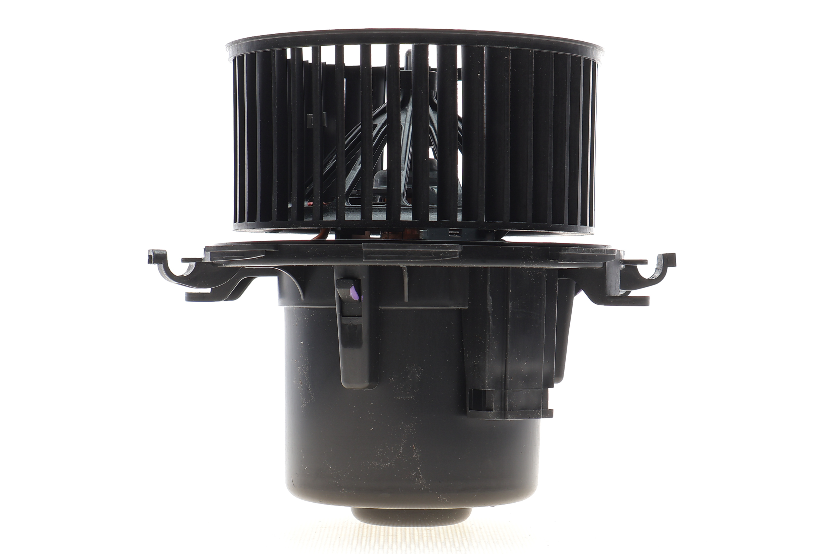 Моторчик пічки Renault Master 2.5/3.0DCI 03-