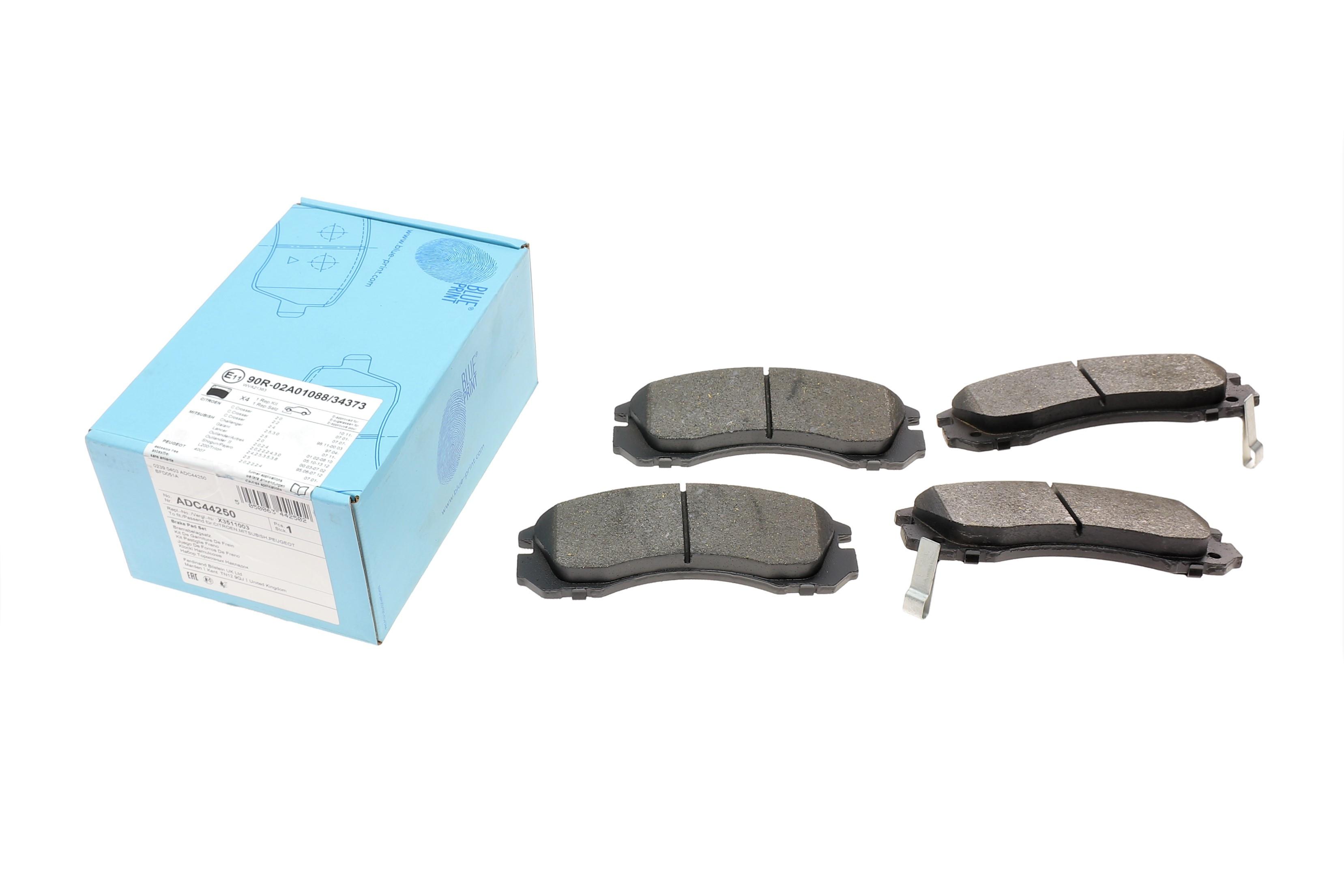 Колодки гальмівні (передні) Mitsubishi Outlander 06-/Lancer 92-/Pajero 2.0-3.5 90-