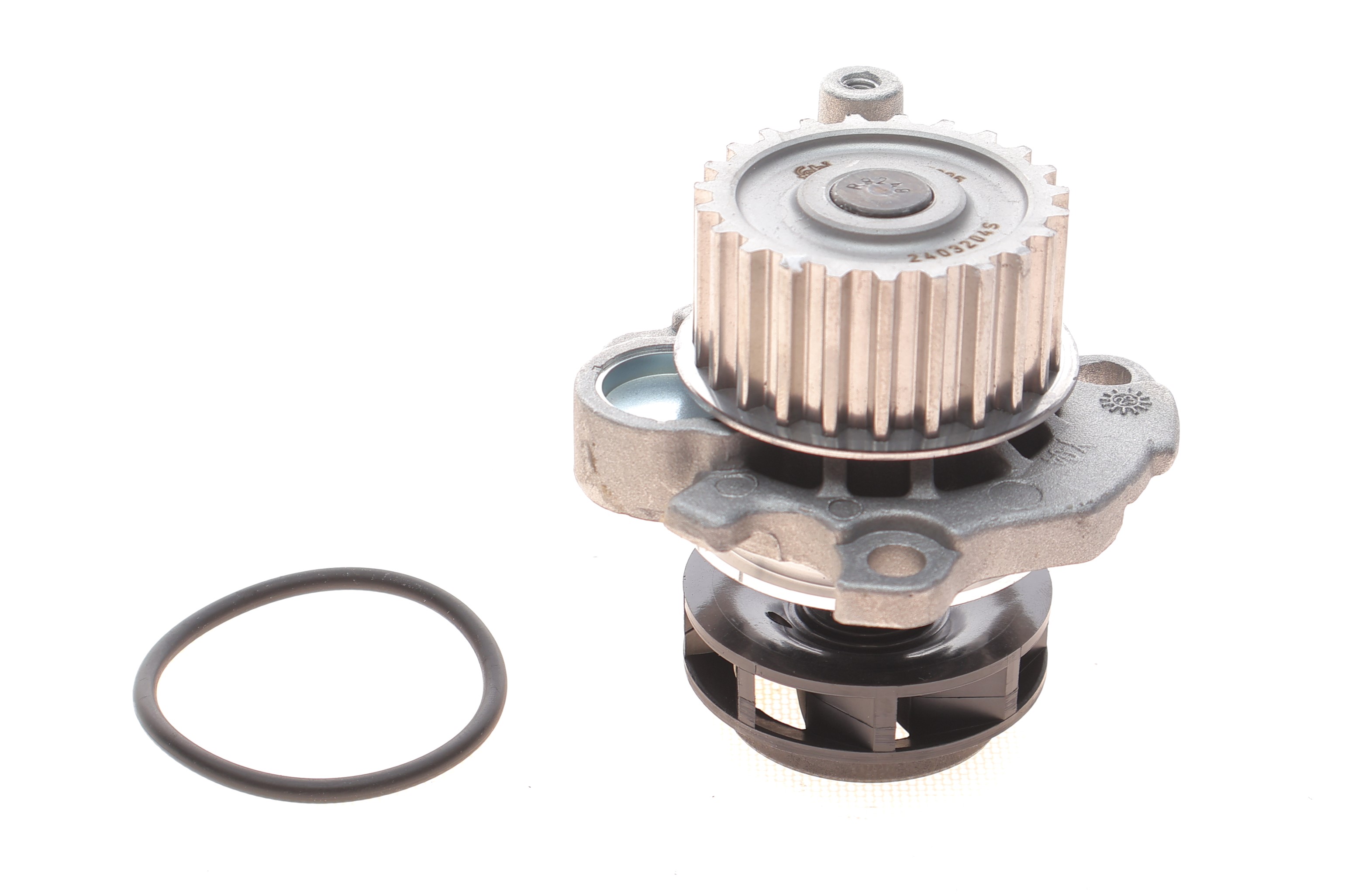 Помпа води Audi A4/A6/VW Caddy/Golf IV/Passat/T5 1.8T/2.0 03-