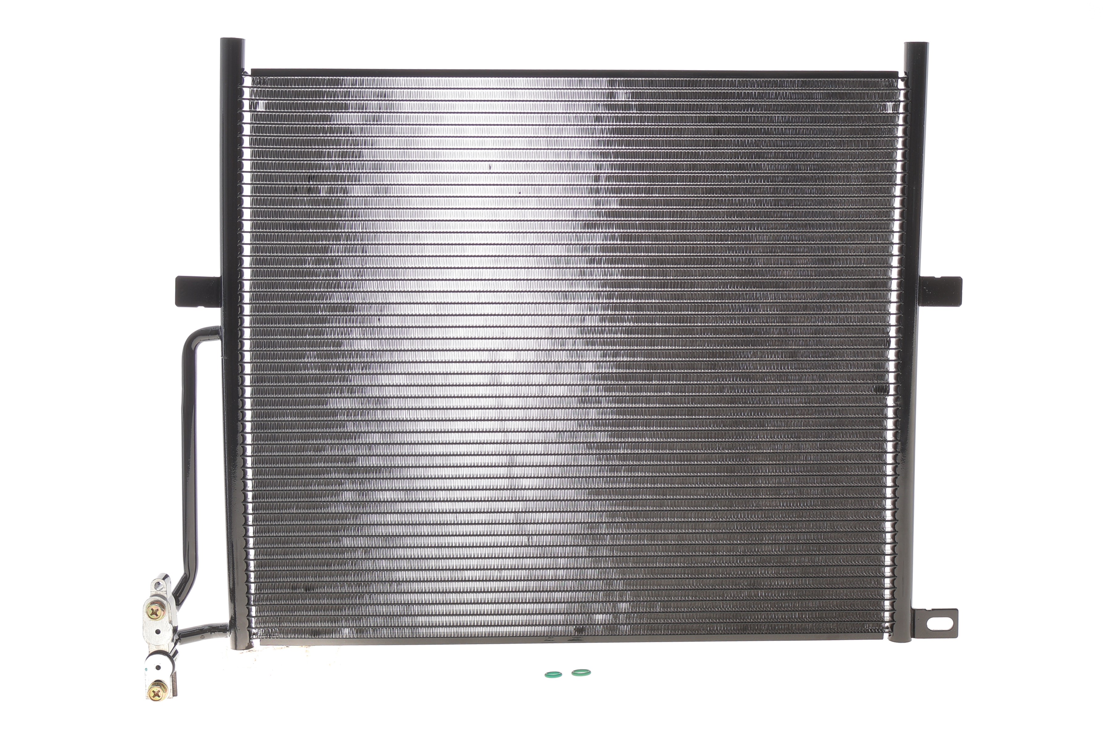 Радіатор кондиціонера BMW X3 (E83) 03-11 M54/N46/N52