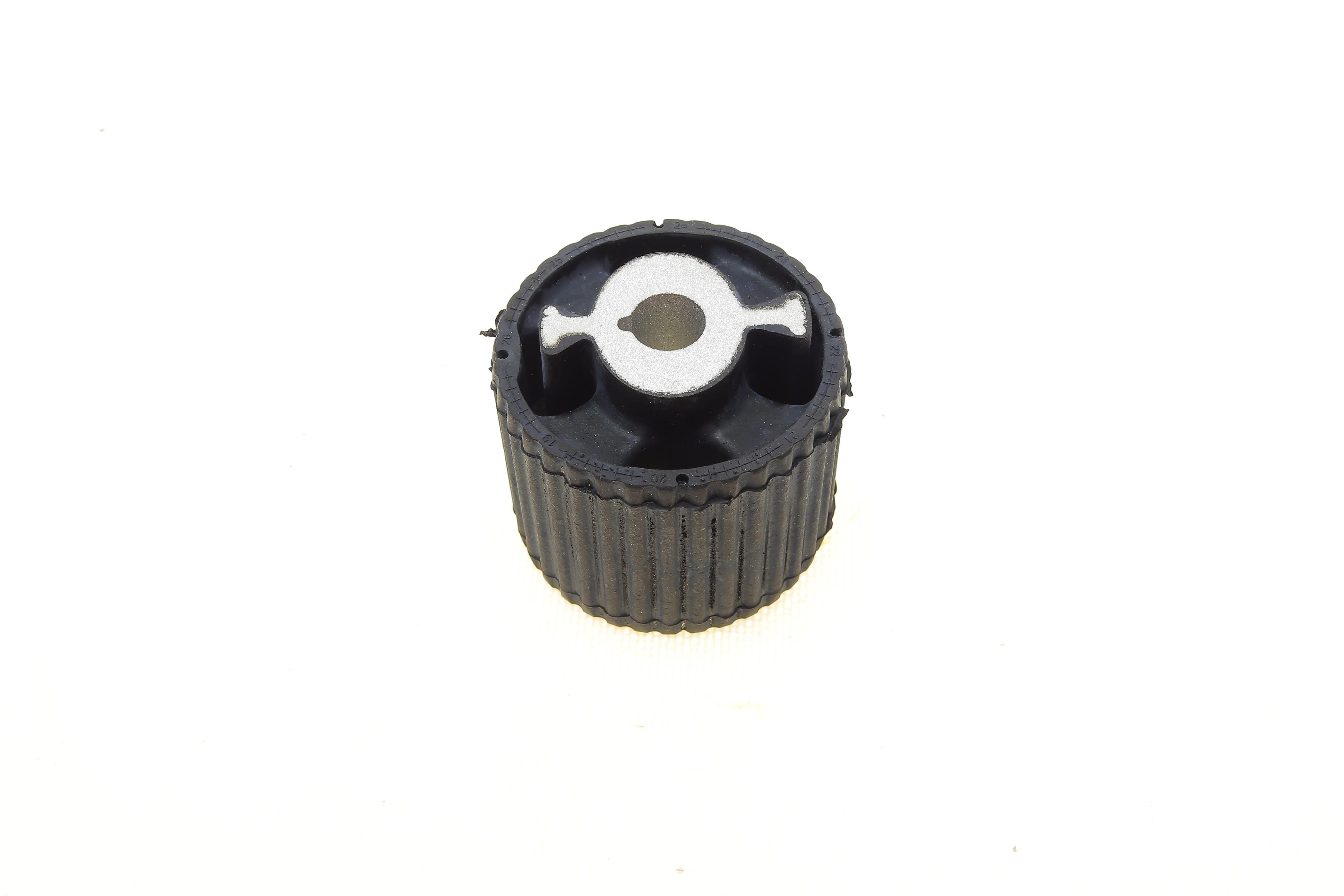 Сайлентблок балки (задньої/спереду) BMW 5 (F07/F10/F11/F18)/ 6 (F06/F12/F13)/ 7 (F01/F02/F04)
